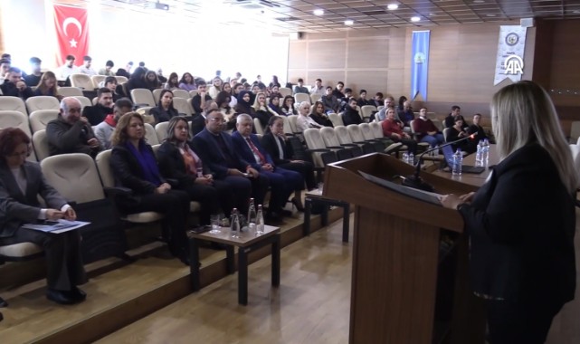 TÜ’de ‘Göç ve İnsan Hakları’ paneli