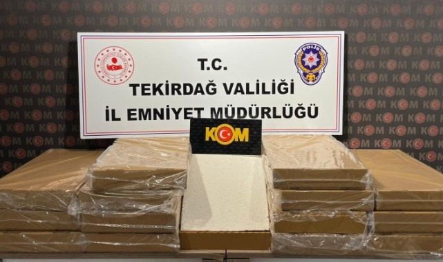 Otomobilde 75 bin makaron ele geçirildi