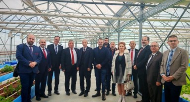 TÜ. Yönetiminden, balkan üniversitelerine ziyaret