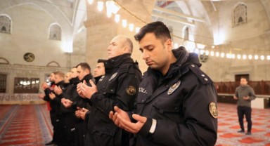 Depremde hayatını kaybedenler için mevlit okutuldu