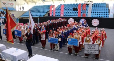 Edirne'de halk oyunları yarışmaları sona erdi