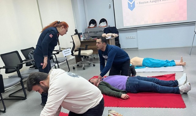 GÖNÜLLÜ İLKYARDIMCILAR HAYAT KURTARMAYA HAZIR