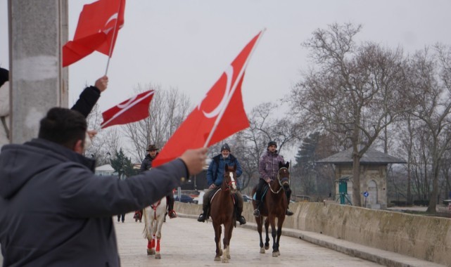 İspanya'dan Mekke'ye Atlı Yolculuk