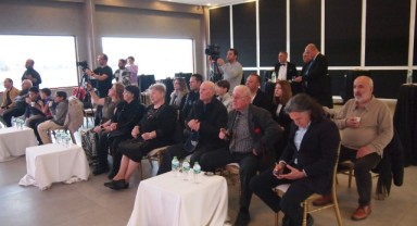 Kaşıkçı'dan 'Nehrin Ötesi' kitabı ve şarkısı