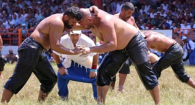 'Kırkpınar; yağlı güreşin çok ötesinde'