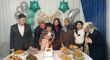 Şehit oğluna sürpriz doğum günü kutlaması
