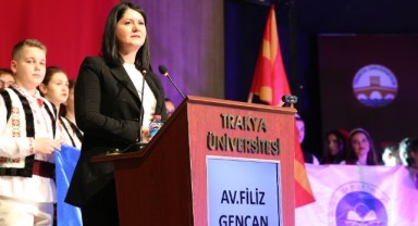Uluslararası Balkan Halk Oyunları Festivali'ne