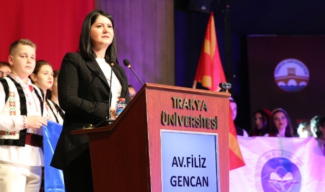 Uluslararası Balkan Halk Oyunları Festivali'ne