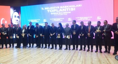 ‘Vergiler yandaşlara aktarılıyor’