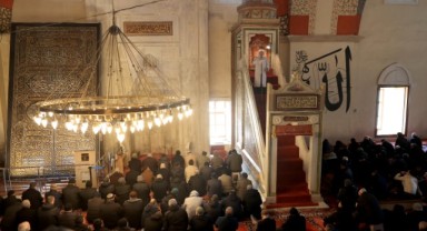 Eski Cami'de