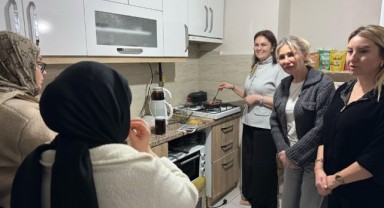 İba, üniversiteli Esra Aydın ile sahurda buluştu