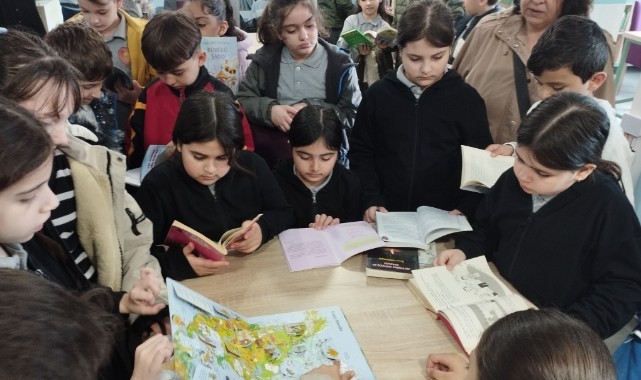 İl Halk Kütüphanesi minik öğrencileri ağırladı