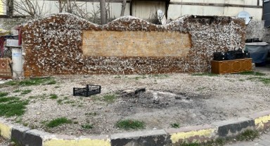 'Kızak Kayan Adam Heykeli'ne ne oldu?