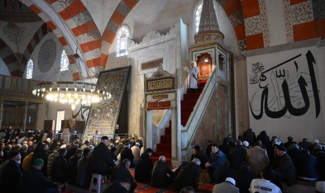 Trakya'daki camilerde ramazanın ilk cuma namazı kılındı