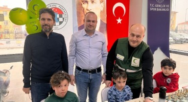Yeşilay Şubesince satranç turnuvası