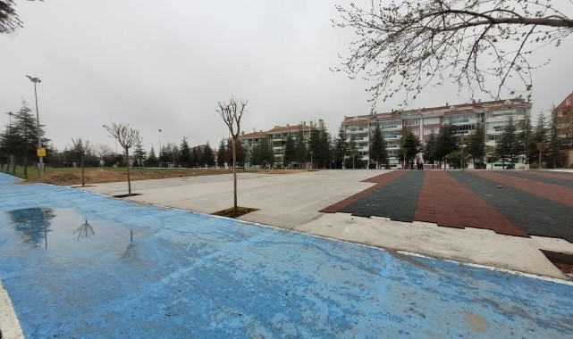 Barış Parkı’na yapılan beton çalışma tepki çekti