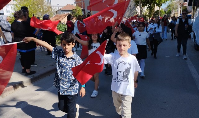 Kadripaşa İlkokulu’nda 23 Nisan coşkusu
