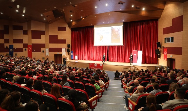 Kaya, “Mutlu aile için önce örnek anne baba olmamız lazım”