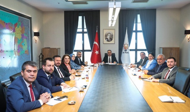 AK Parti’den bilirlik ve beraberlik vurgusu