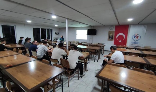 Gazi Evrenos Öğrenci Yurdu’nda kişisel gelişim semineri