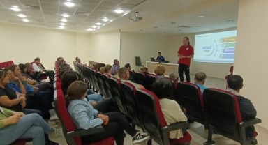 Sağlık çalışanlarına afet farkındalık eğitimi