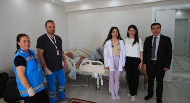 Sağlık neferleri, 2 bin 510 hastaya evinde hizmet veriyor