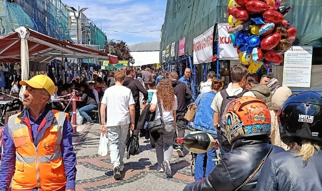 Sıcak hava Edirne’ye hareket getirdi