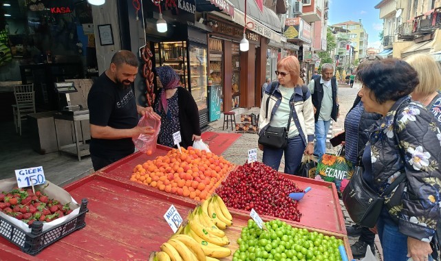 Yaz meyveleri tezgâhta yerini aldı