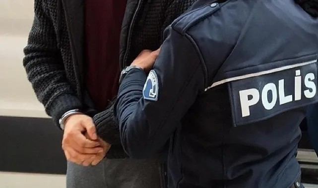 5 FETÖ şüphelisi ile 4 düzensiz göçmen yakalandı
