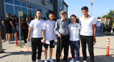8. kez üniversite sınavına girdi