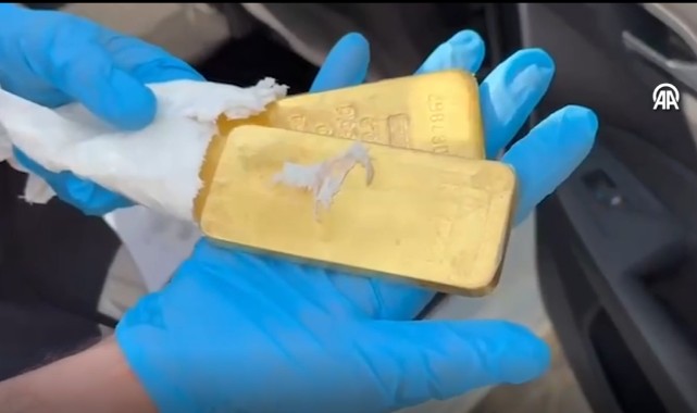 9 kilo 900 gram ağırlığında 7 külçe altın ele geçirildi