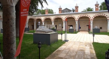 Gençlerin eğitim ve kültür merkezi: Peykler Medresesi