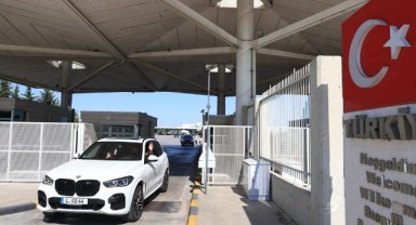 Gurbetçiler Türkiye'ye kavuşmanın mutluluğunu yaşıyor