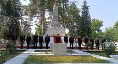 Jandarma Şehitliği’nde anma programı