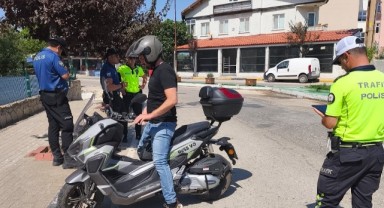 Motosikletlere yönelik denetimlerde 20 kişiye ceza