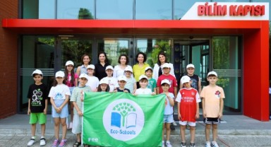 TED Edirne Koleji’ne çevreye duyarlı Yeşil Bayrak Ödülü