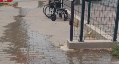 6 gündür pis su taşıyor, mahalleli mağdur