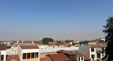 Bulgaristan’daki orman yangınının dumanı Edirne’de hissediliyor