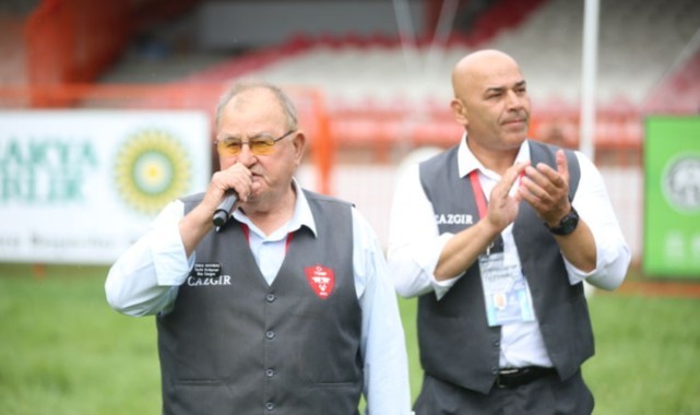 Efsane başcazgır Kayabaş, bu kez tribünde