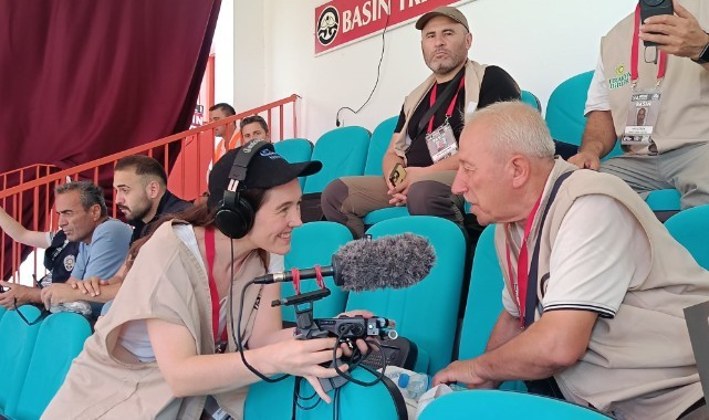 Fransız gazeteci Kırkpınar geleneğini yerinde takip ediyor