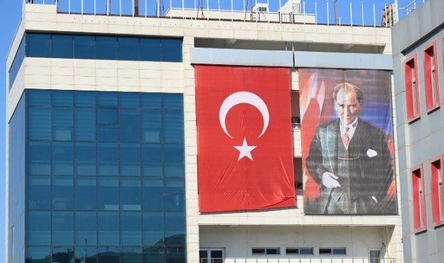 Kamu binalarına