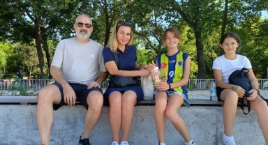 Sporcuların aileleri şampiyonaya ilgi gösterdi