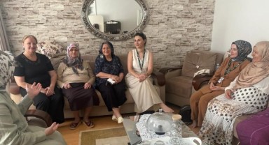 Yeşilay kadın komisyonundan hane ziyareti
