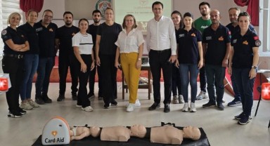 Afet gönüllüleri ilk yardım eğitimini tamamladı