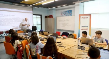 DENEYAP atölyeleri geleceğin yazılım mühendislerini yetiştiriyor