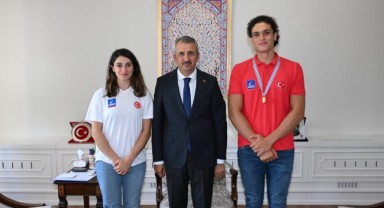 Edirne'de kürek sporuna Dünya Şampiyonu dokunuşu