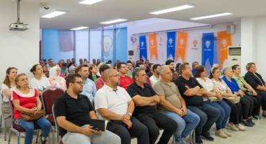 İba, teşkilatla bir araya geldi