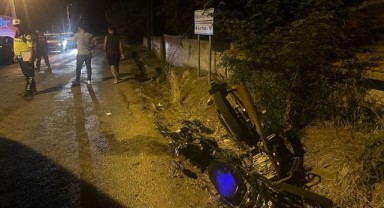 Motosikletle elektrikli bisikletin çarpıştığı kazada 2 kişi yaralandı