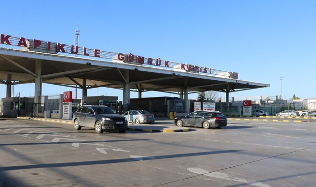 Trakya’daki sınır kapılarından 1 milyon 405 bin 546 yolcu giriş yaptı