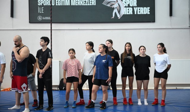 Türk güreşinden KKTC'li kadın güreşçilere destek